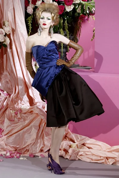 Look 23
